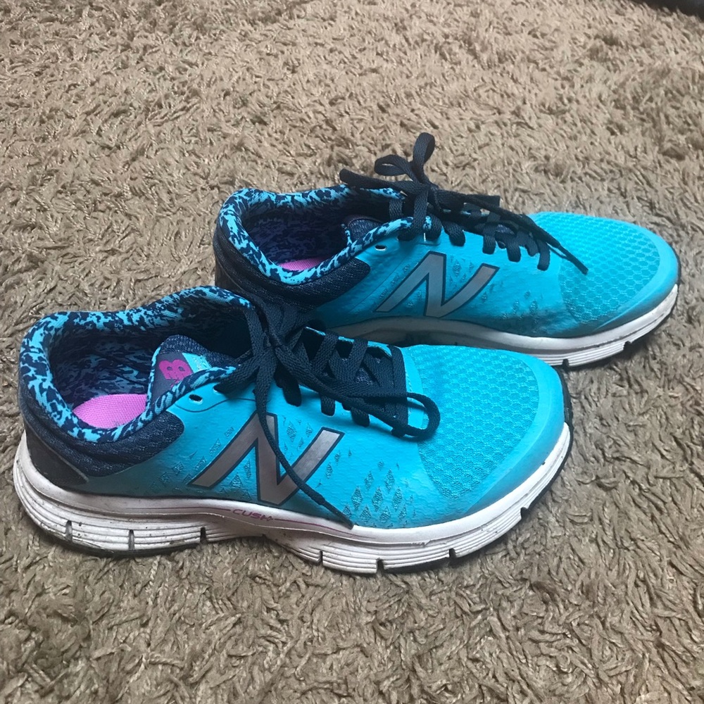 New Balance 771v2 size 8 running sneakers